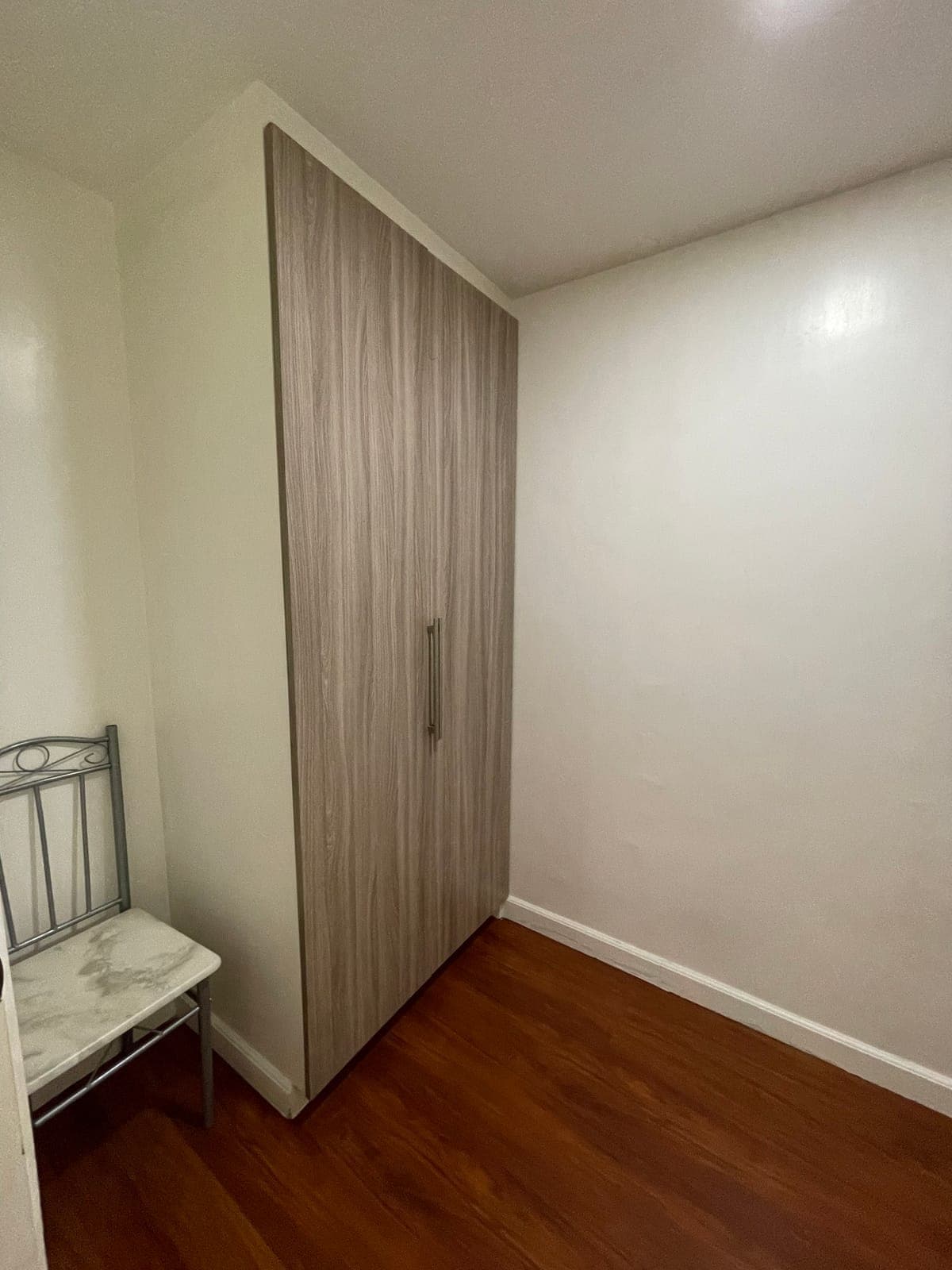 2-bedroom condo for rent in Makati (38sqm) - photo 8