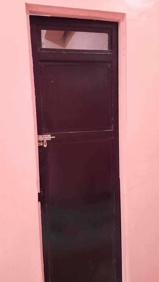 ROOM FOR RENT - photo 2