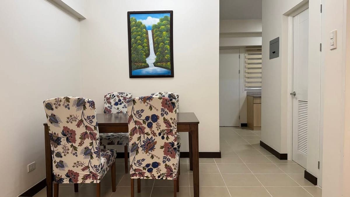 # Prime 2BR Condo near SM BF Homes – Steps from Everything!!! - photo 4