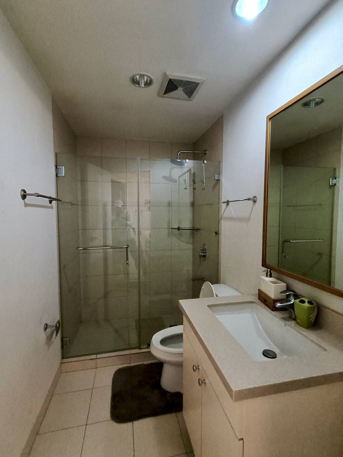 ‼️FOR RENT – ONE ROCKWELL EAST‼️ - photo 1