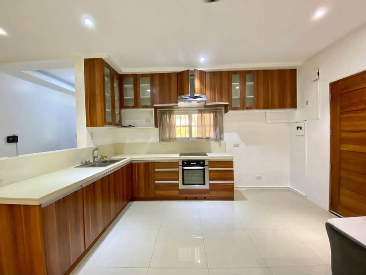 House for Rent in BF Homes! - photo 4