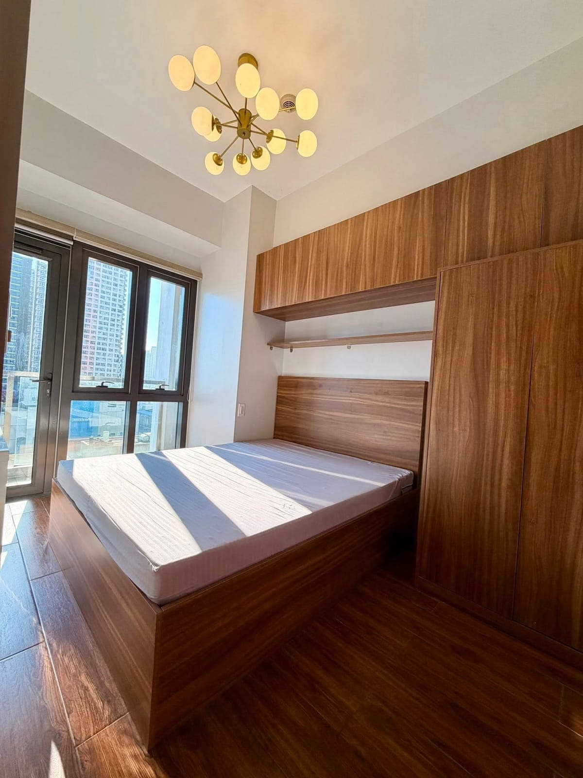 READ! AVAILABLE FOR VIEWING TOMORROW! Pet-first (1 small pet) - photo 12