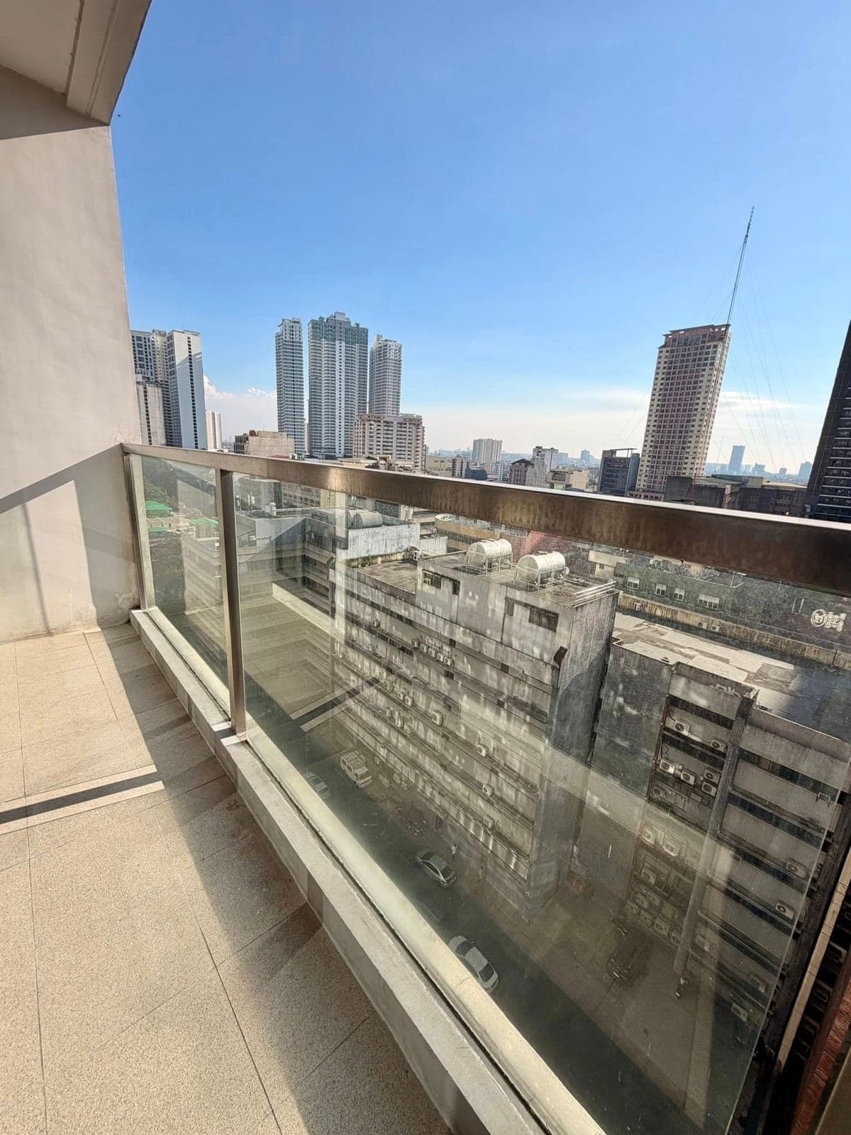 READ! AVAILABLE FOR VIEWING TOMORROW! Pet-first (1 small pet) - photo 13