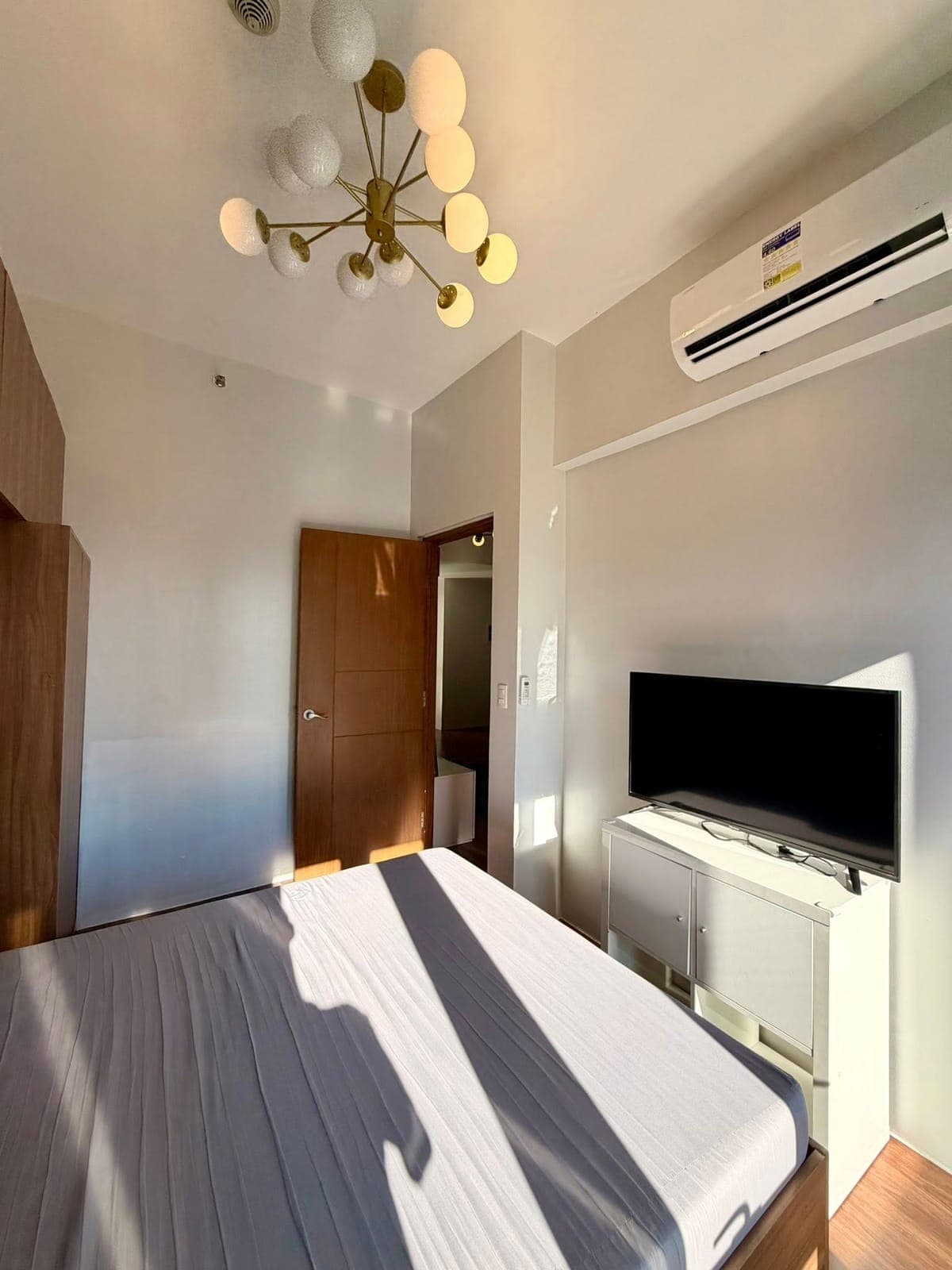 READ! AVAILABLE FOR VIEWING TOMORROW! Pet-first (1 small pet) - photo 21