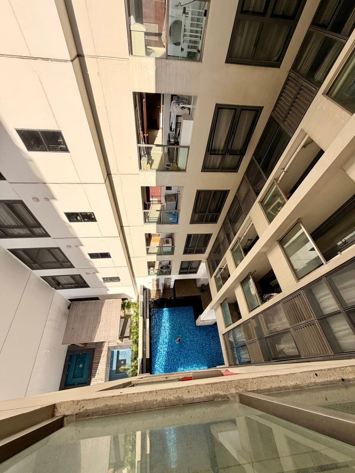 READ! AVAILABLE FOR VIEWING TOMORROW! Pet-first (1 small pet) - photo 4