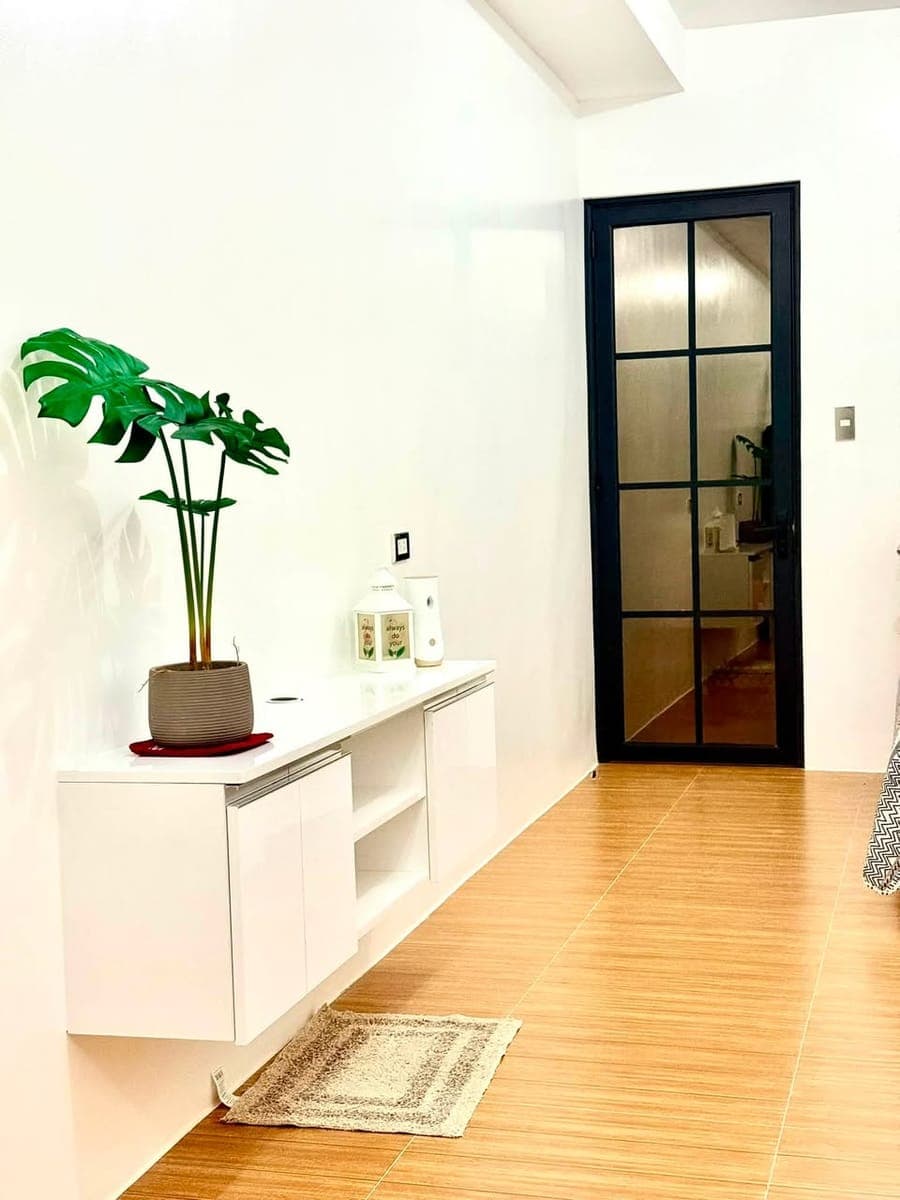 🌿 BRAND NEW Ground Floor Studio with Private Garden Patio | Fully Furnished | Near Alabang - photo 5