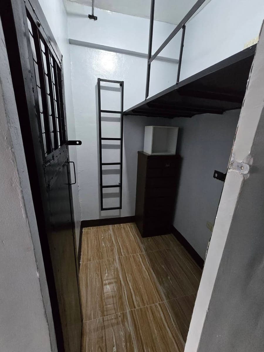 Room d1 3500 pesos all in na....solo solo solo only - photo 2