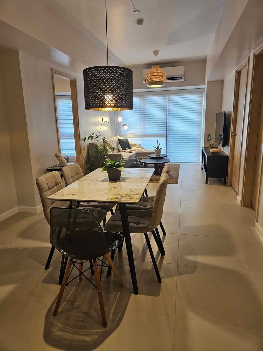 For Rent at Viento Tower 1, 7th floor - photo 1