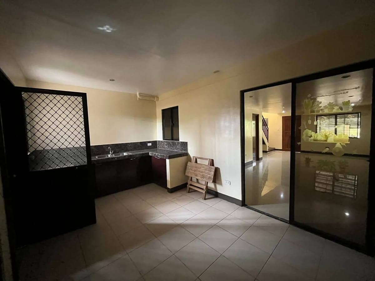 HOUSE FOR RENT - photo 3