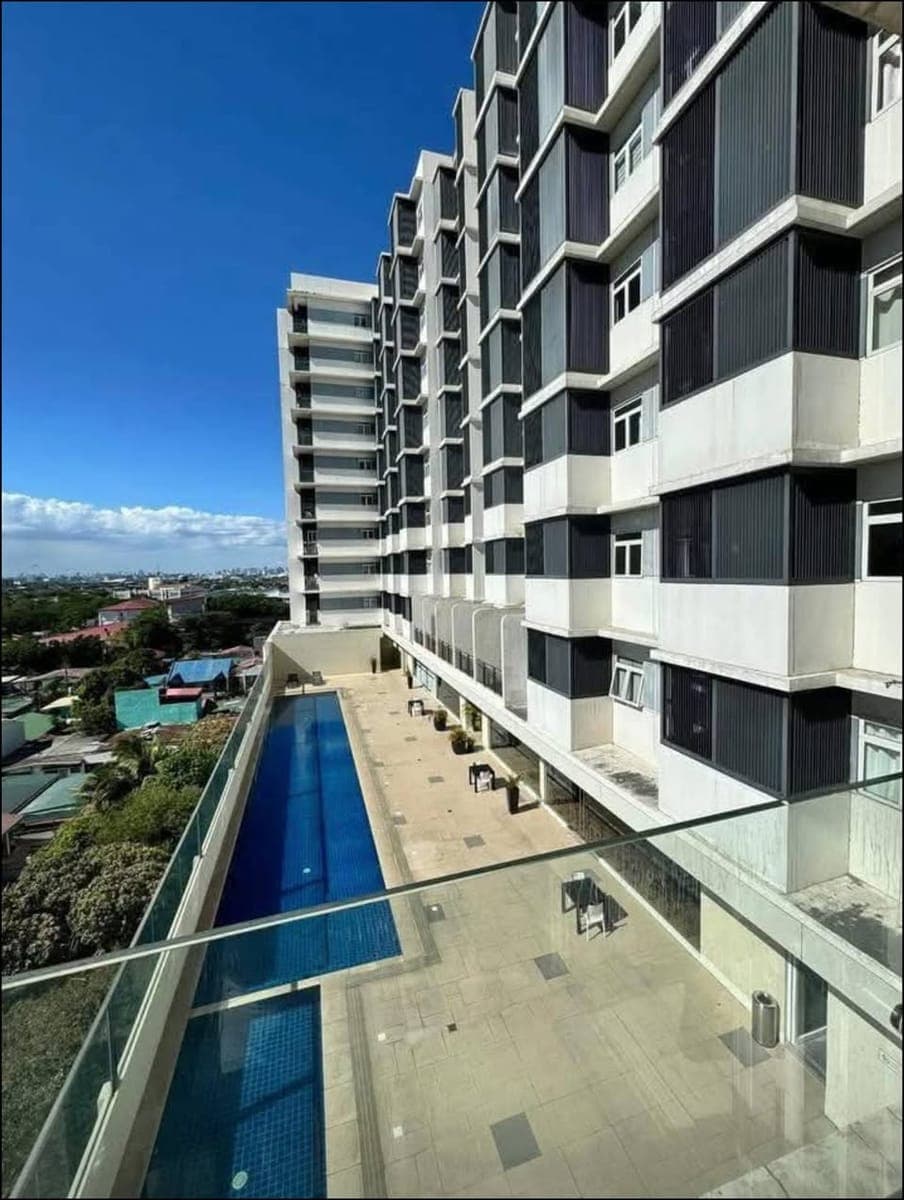 Units Available in Torre Sur near University of Perpetual Help For RENT! - photo 2