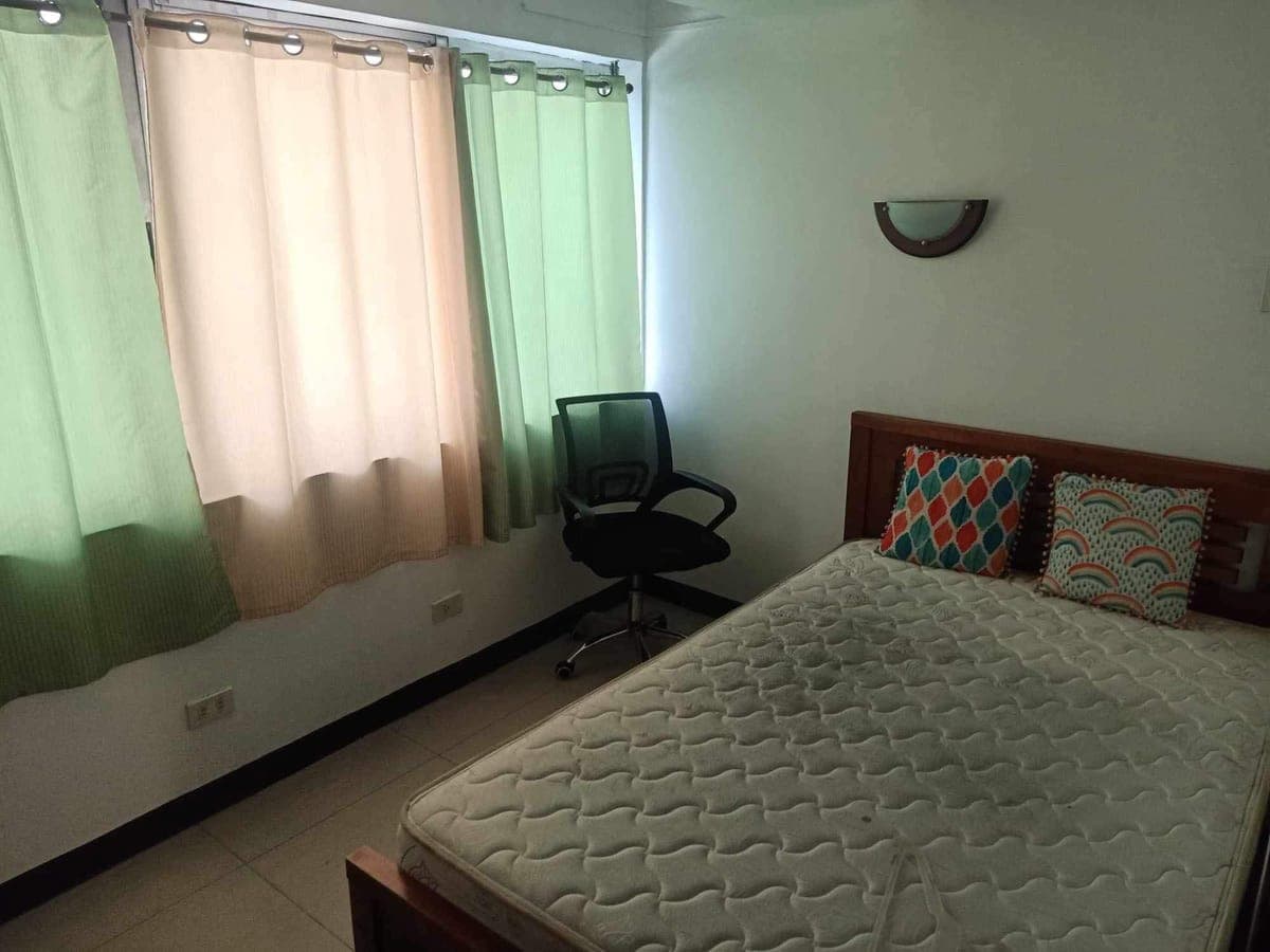 Condo unit For Lease - photo 6