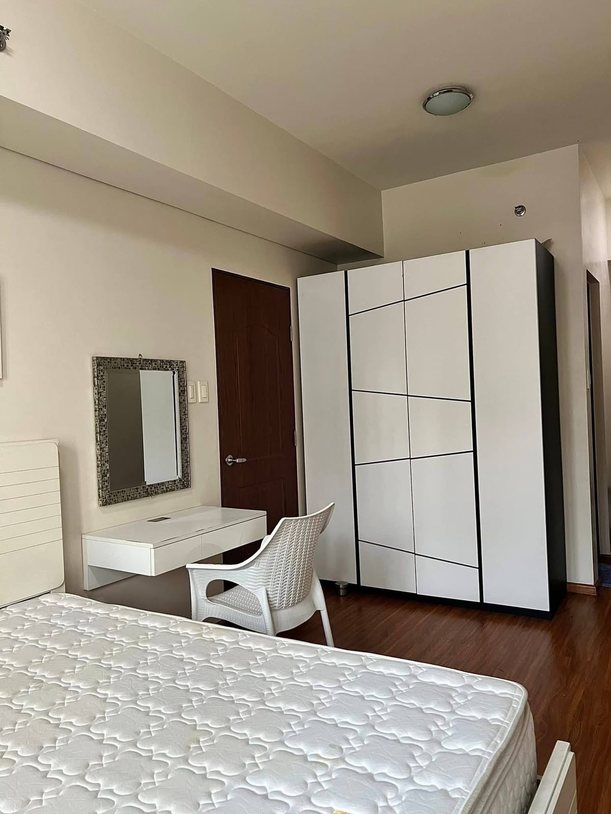 FURNISHED 1BR FOR RENT! NEAR MAKATI MED, GREENBELT - photo 4