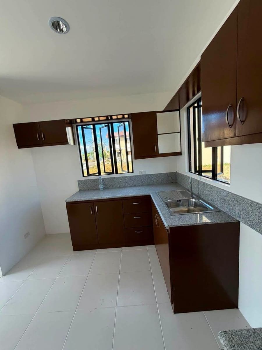 House for Rent - photo 4