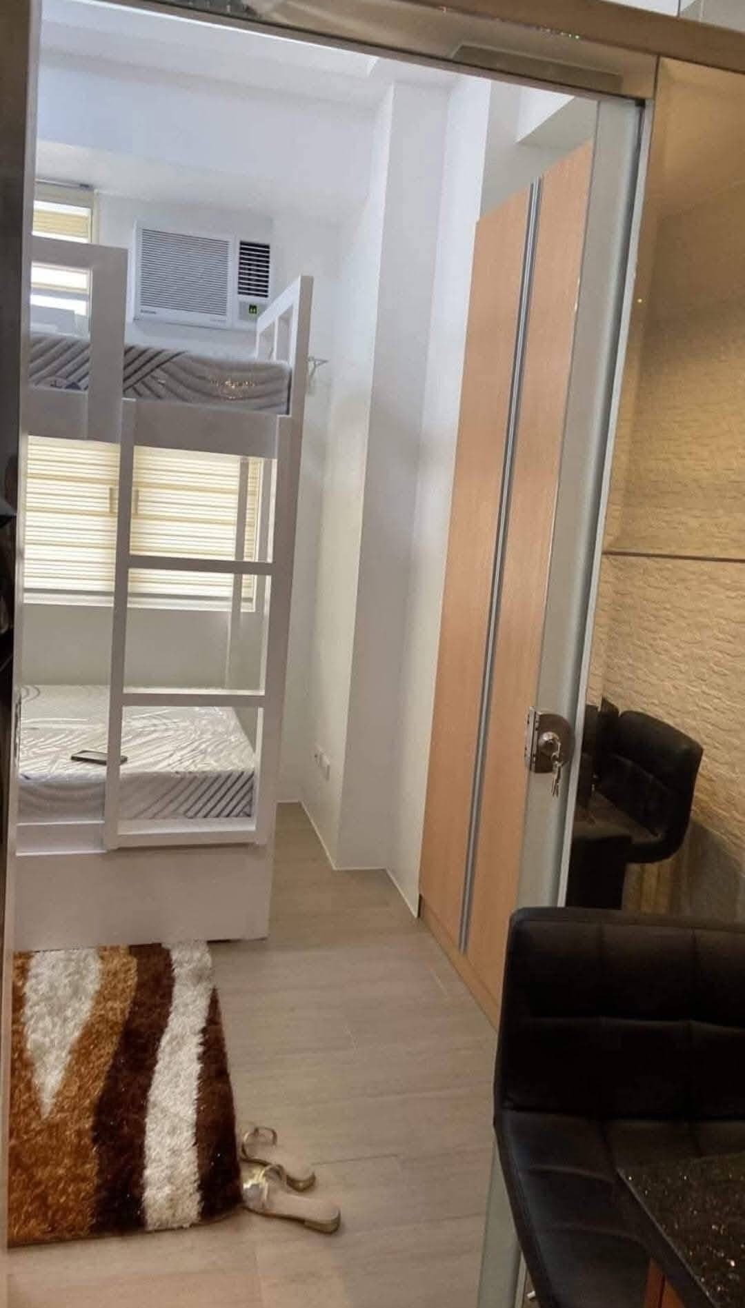 Studio Type Condo Unit for Rent in San Antonio Residences - photo 3