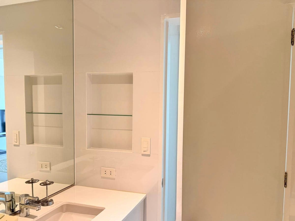 FOR RENT | Newly Renovated Unit in Le Domaine Tordesillas, Salcedo Village, Makati City - photo 4