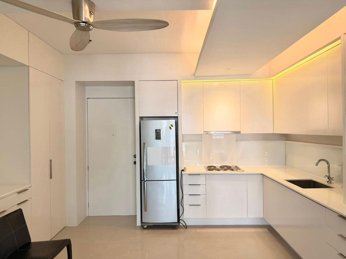 FOR RENT | Newly Renovated Unit in Le Domaine Tordesillas, Salcedo Village, Makati City - photo 9