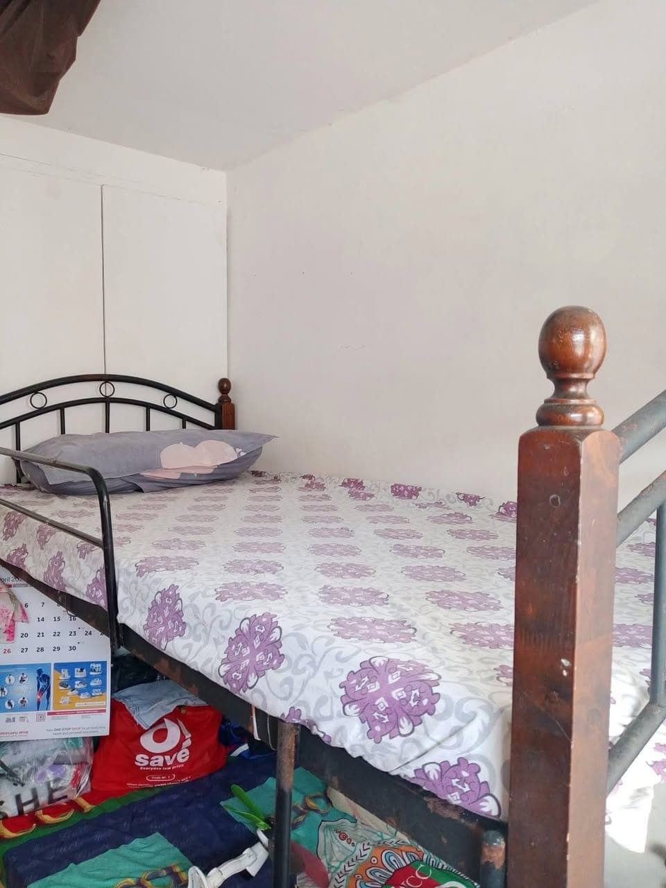 1 female bed space available - photo 2