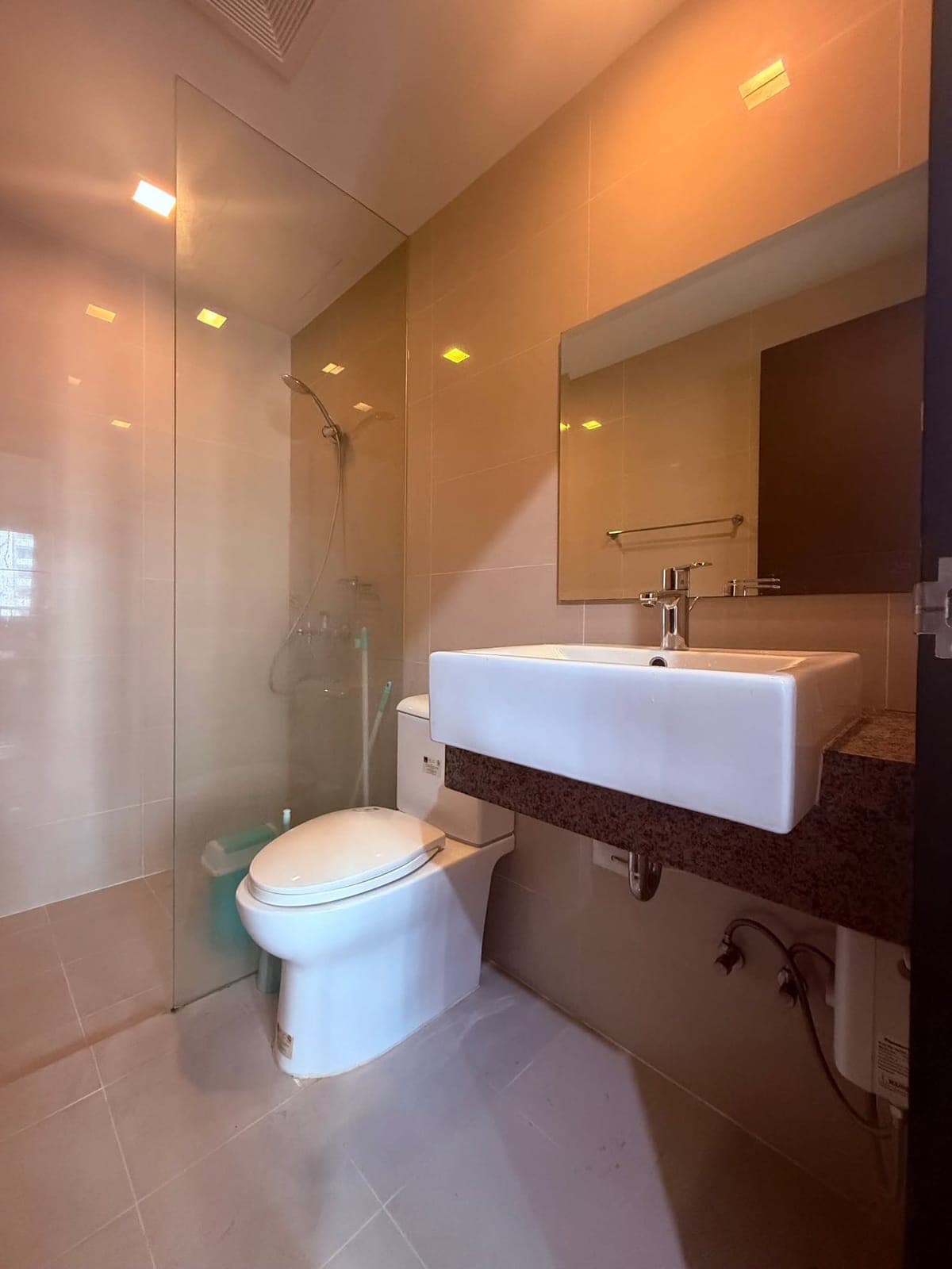 📍Studio Unit For Rent With Small Balcony at The Ellis Makati City 40 Square Meter - photo 1