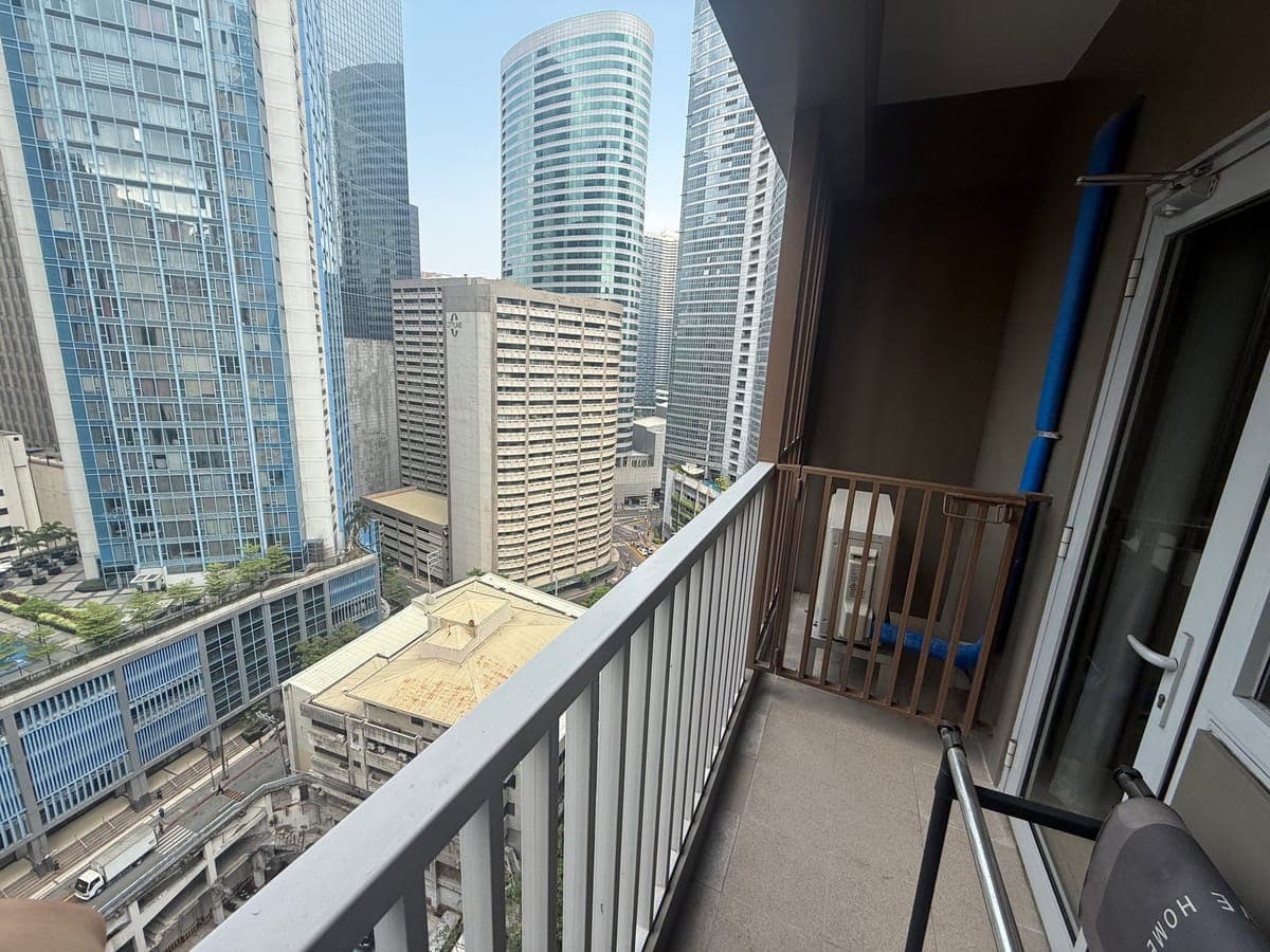 📍Studio Unit For Rent With Small Balcony at The Ellis Makati City 40 Square Meter - photo 2
