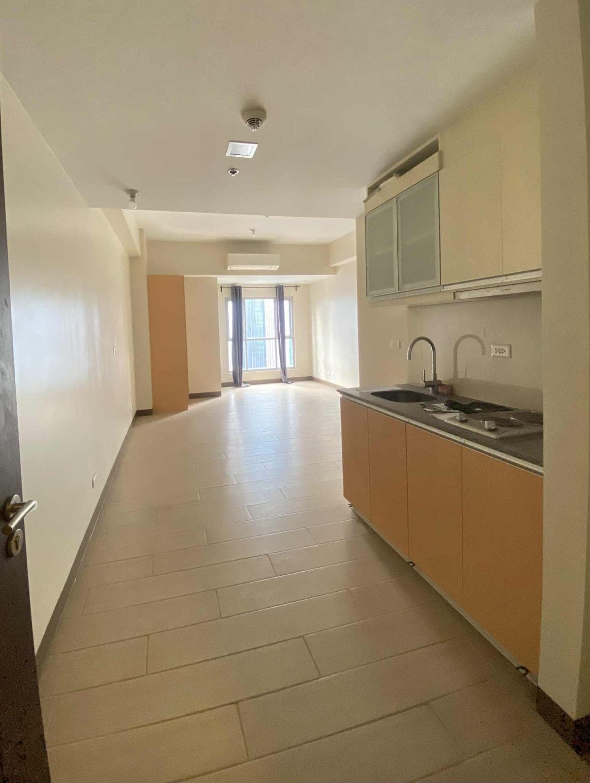 FOR RENT | Studio – ₱20,000 / month - photo 7