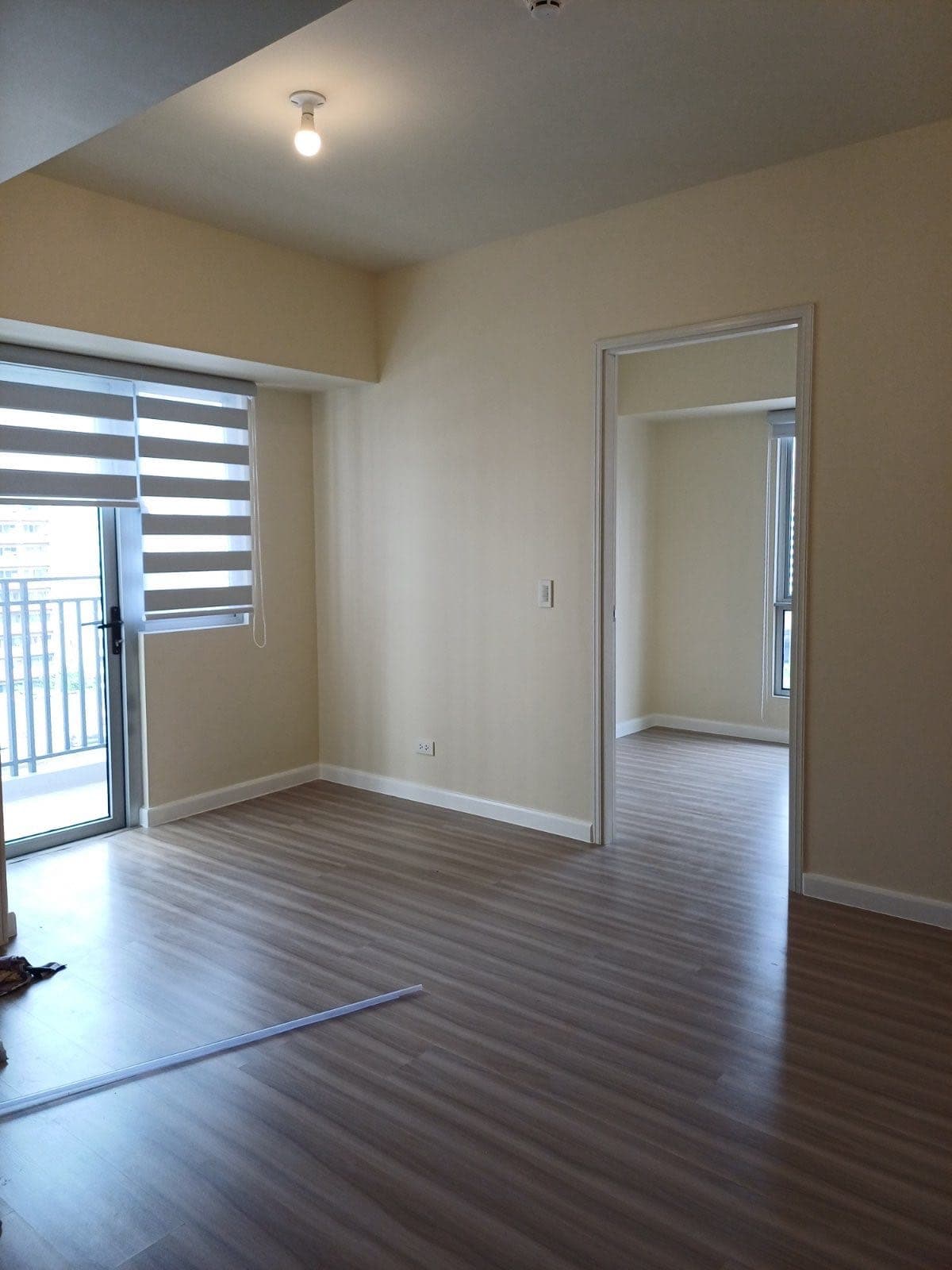 𝐅𝐎𝐑 𝐑𝐄𝐍𝐓: 1 BEDROOM WITH BALCONY | BARE - photo 3