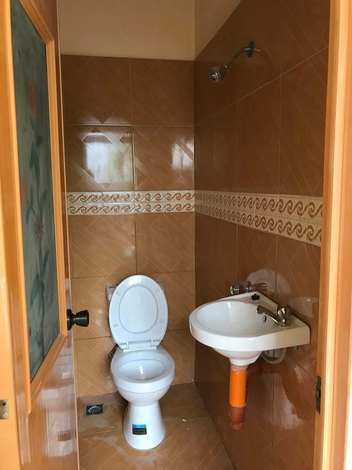 FOR RENT: Studio Type with own sink and CR. - photo 7