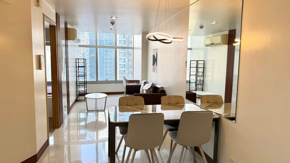 FOR RENT: Newly Renovated One Bedroom Unit at One Central Salcedo Village – near RCBC, PBCom, Ayala... - photo 11