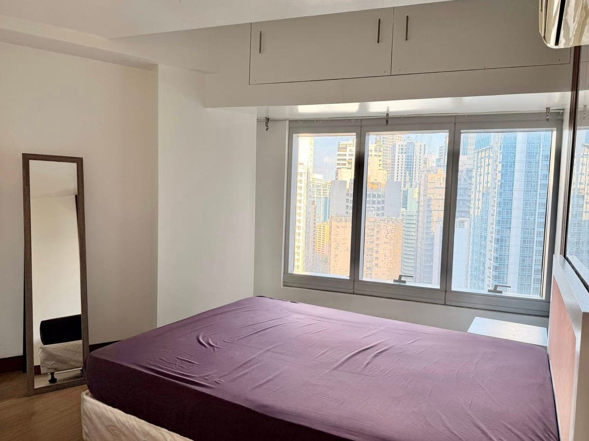 FOR RENT: Newly Renovated One Bedroom Unit at One Central Salcedo Village – near RCBC, PBCom, Ayala... - photo 14