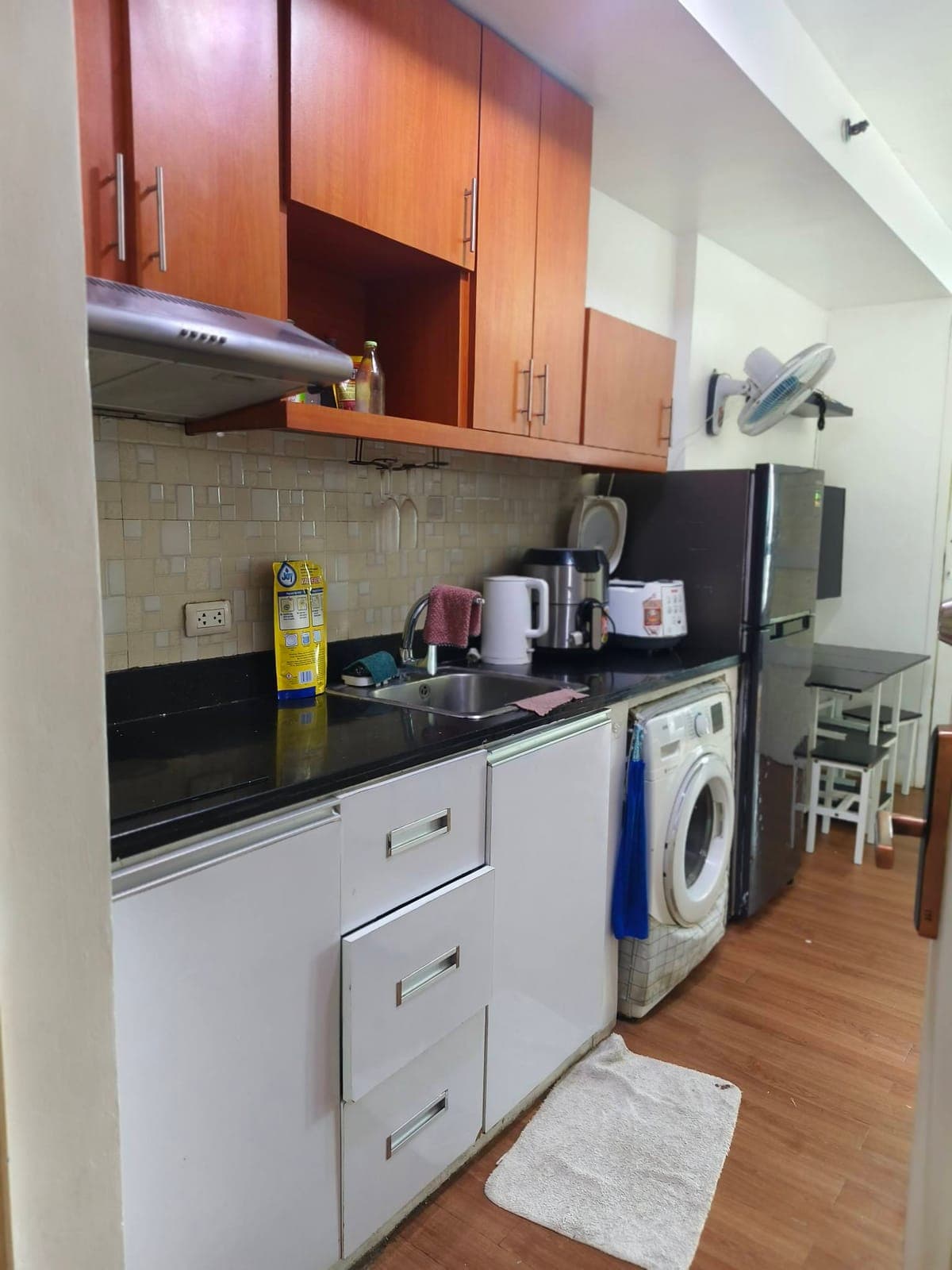 CONDO UNIT FOR RENT! 20K MONTHLY 1+1 FULLY FURNISHED @makati - photo 6