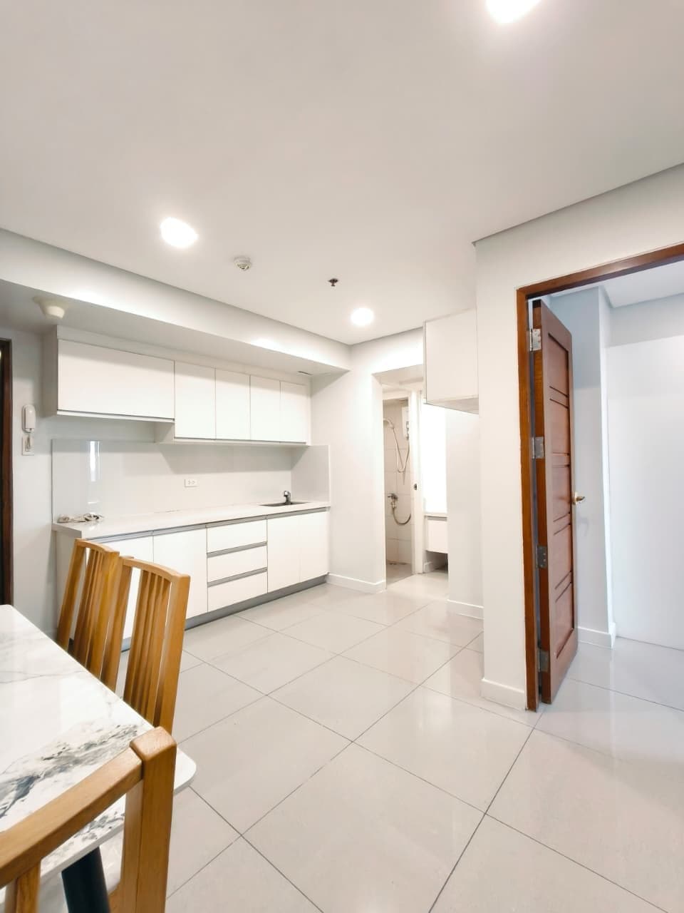 FOR RENT – Sapphire Apartment (Pasay) - photo 2