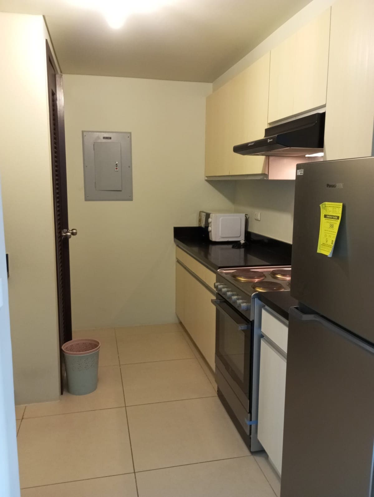 **FOR LEASE: Kroma Tower** - photo 2