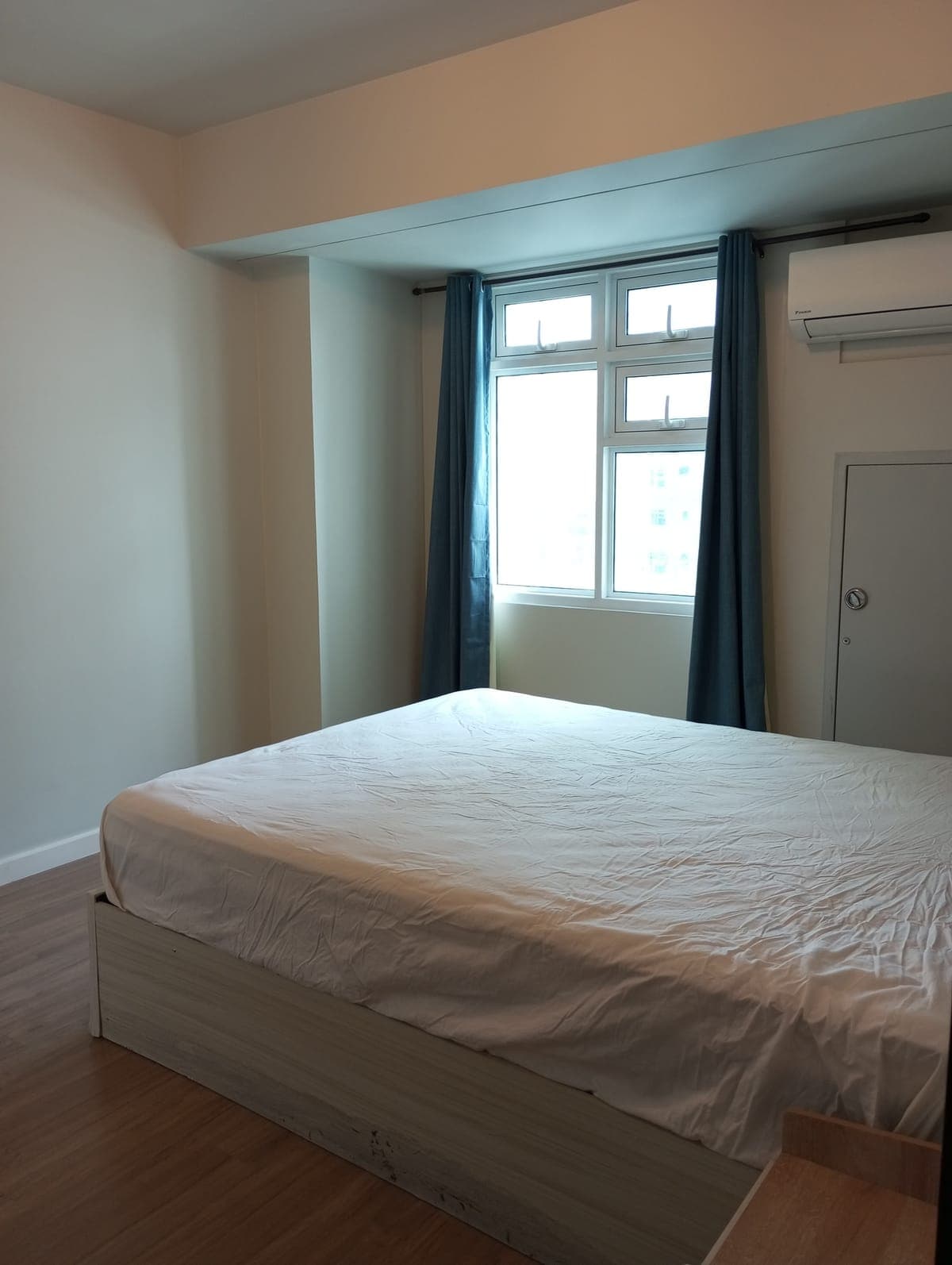 **FOR LEASE: Kroma Tower** - photo 12