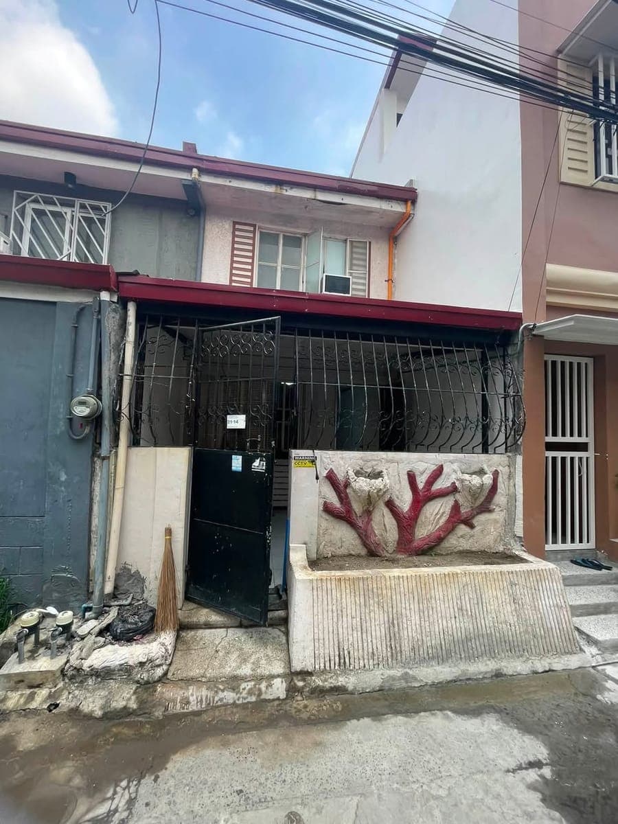 HOUSE FOR RENT - 1 year contract - photo 1