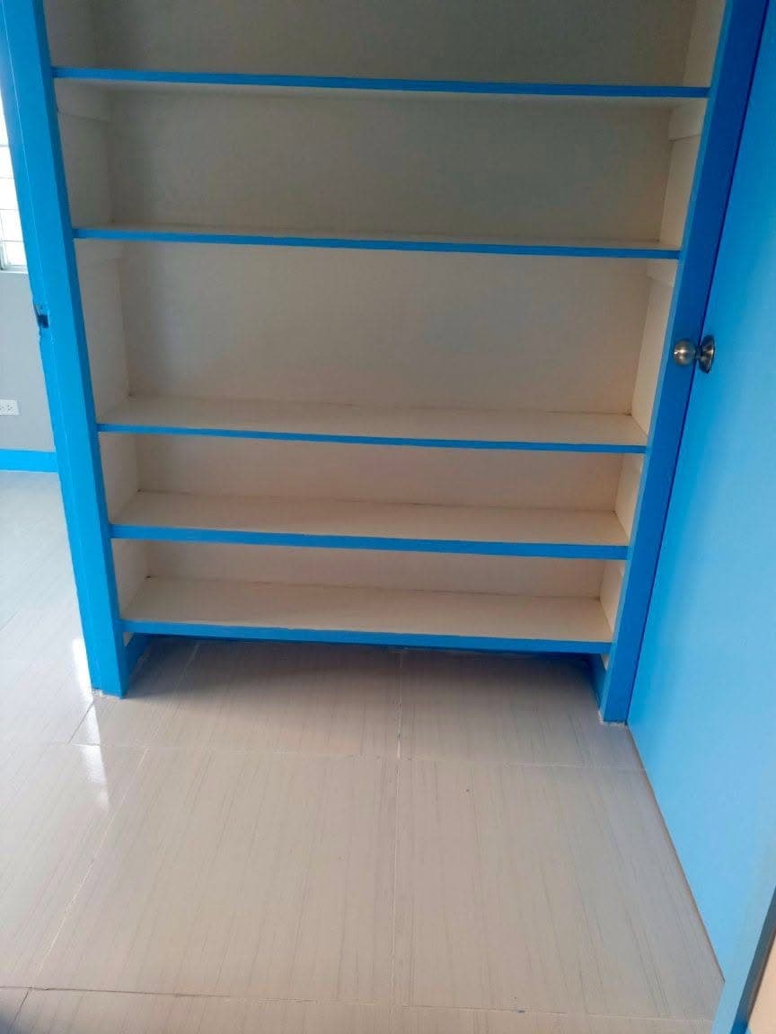 town house for rent 2bedrooms 2cr 3carpark 30k location Pilar village 1month advance 2 months deposit - photo 2