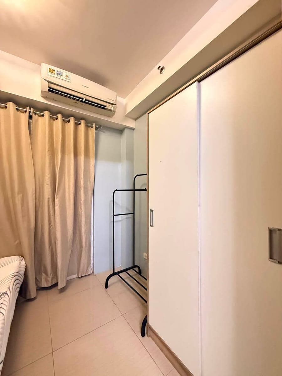 - SHORE RESIDENCES FOR RENT - OPEN for 3 to 6 MONTHS CONTRACT - photo 4