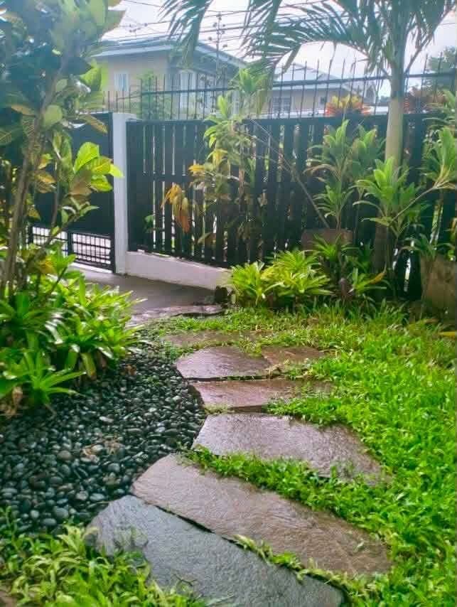 BF HOMES PARAÑAQUE BUNGALOW HOUSE FOR RENT - photo 2