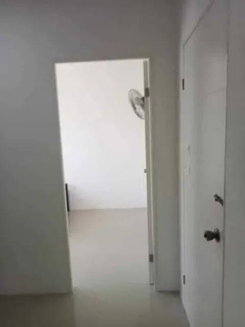 🏠 Las Pinas Room for Rent walking Distance Savemore Along Marcos Alvarez & Las Pinas Medical Center!🏠 - photo 4