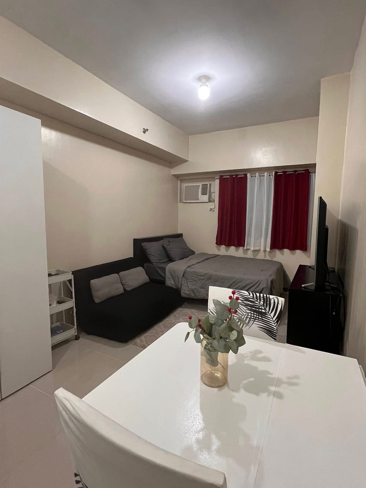 Looking for a cozy place to call home?The Beacon Condominium-Arnaiz Tower - photo 3