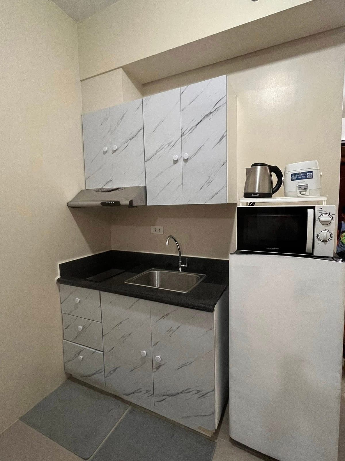 Looking for a cozy place to call home?The Beacon Condominium-Arnaiz Tower - photo 10