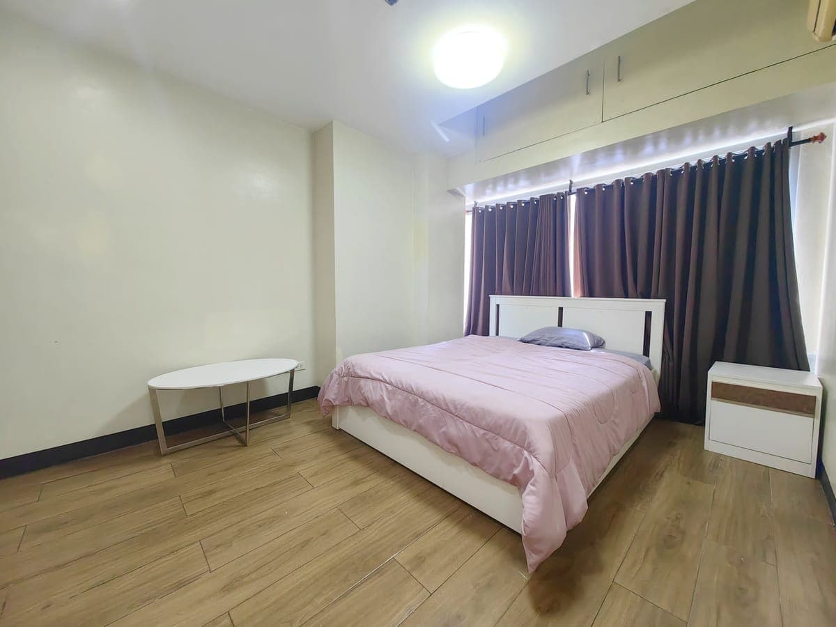 # **For Lease: Makati One Central 1BR ** - photo 1