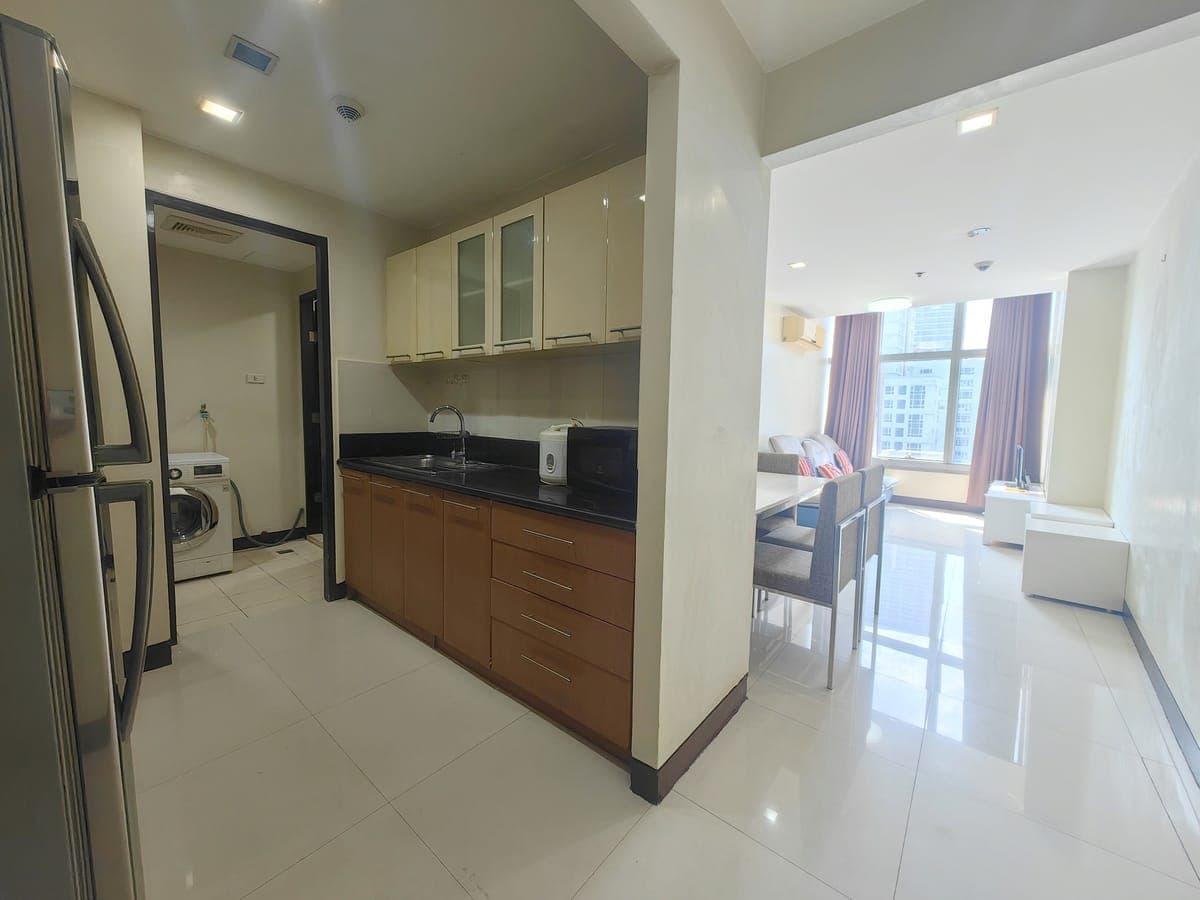 # **For Lease: Makati One Central 1BR ** - photo 7
