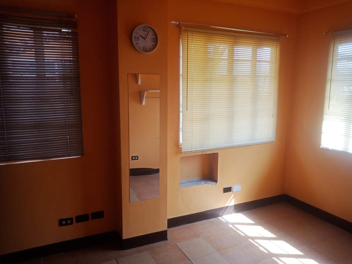 Studio type room for rent here in Makati near pure gold j.p Rizal and circuit makati.. Pm me for more details.. - photo 7