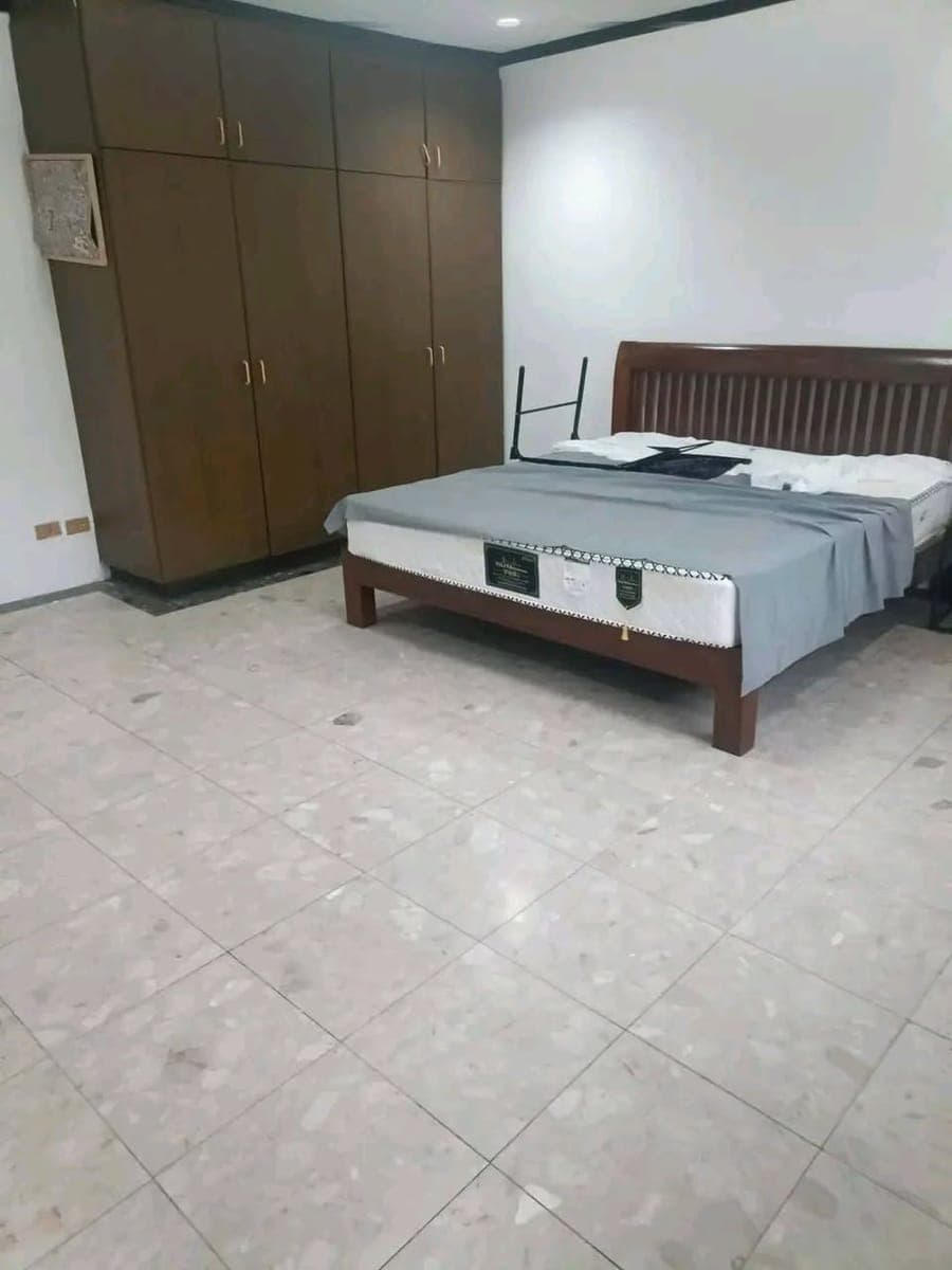 House For Rent in Multinational Village Paranaque City - photo 2