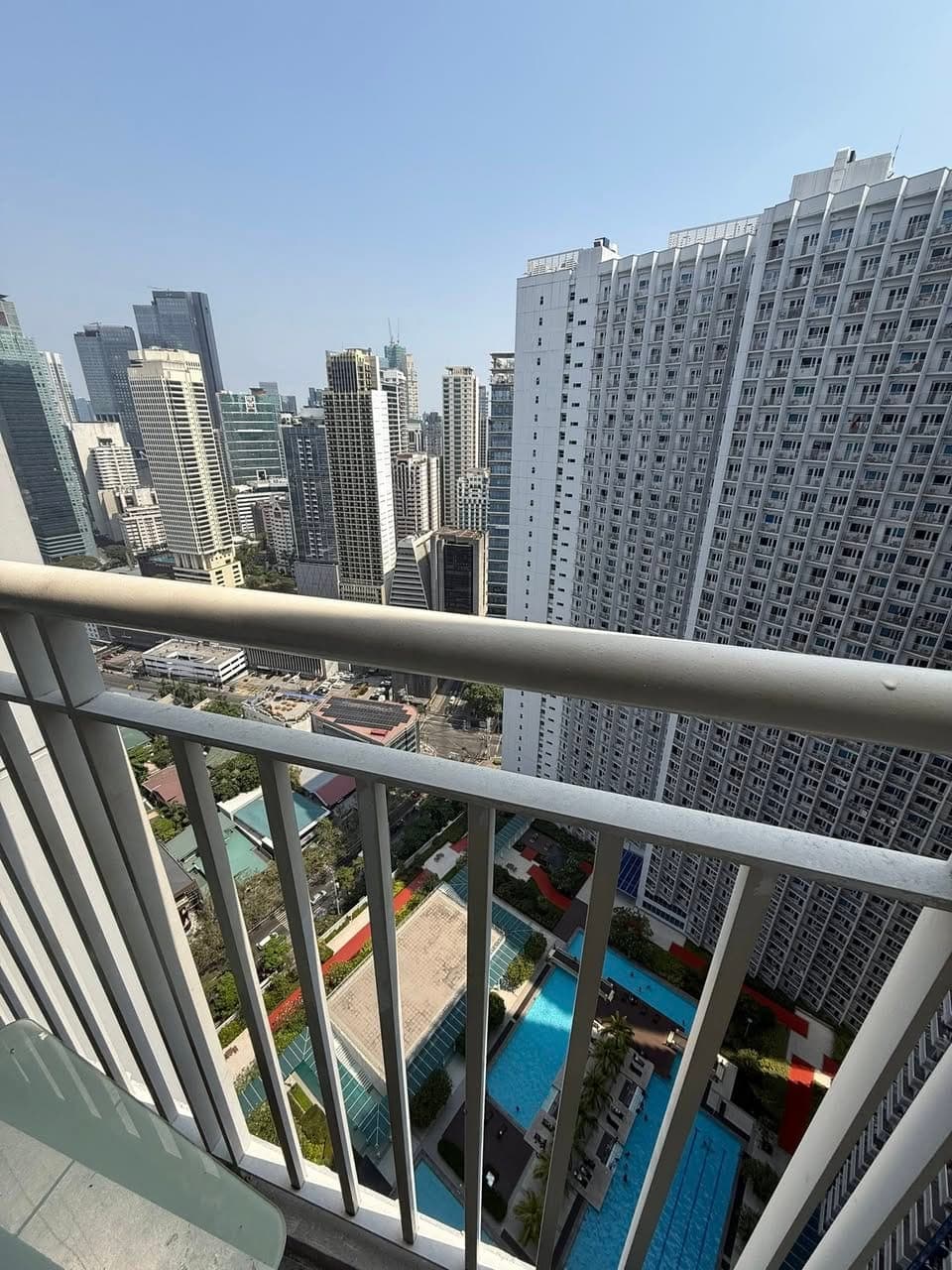 Looking for 1 female replacement. - photo 4