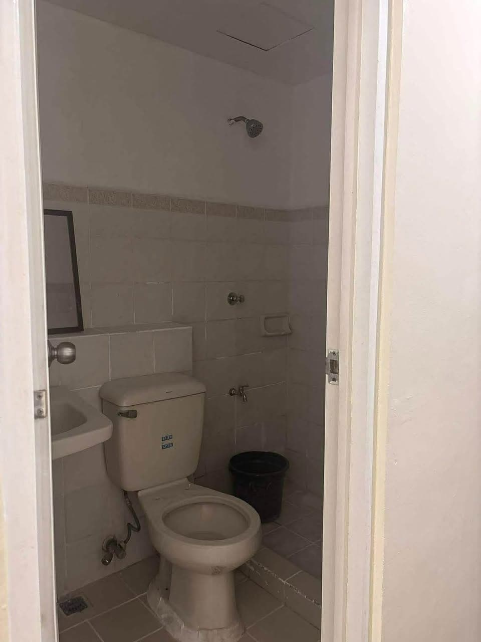 1 Bedroom (Bare Unit) FOR RENT✨ - photo 4