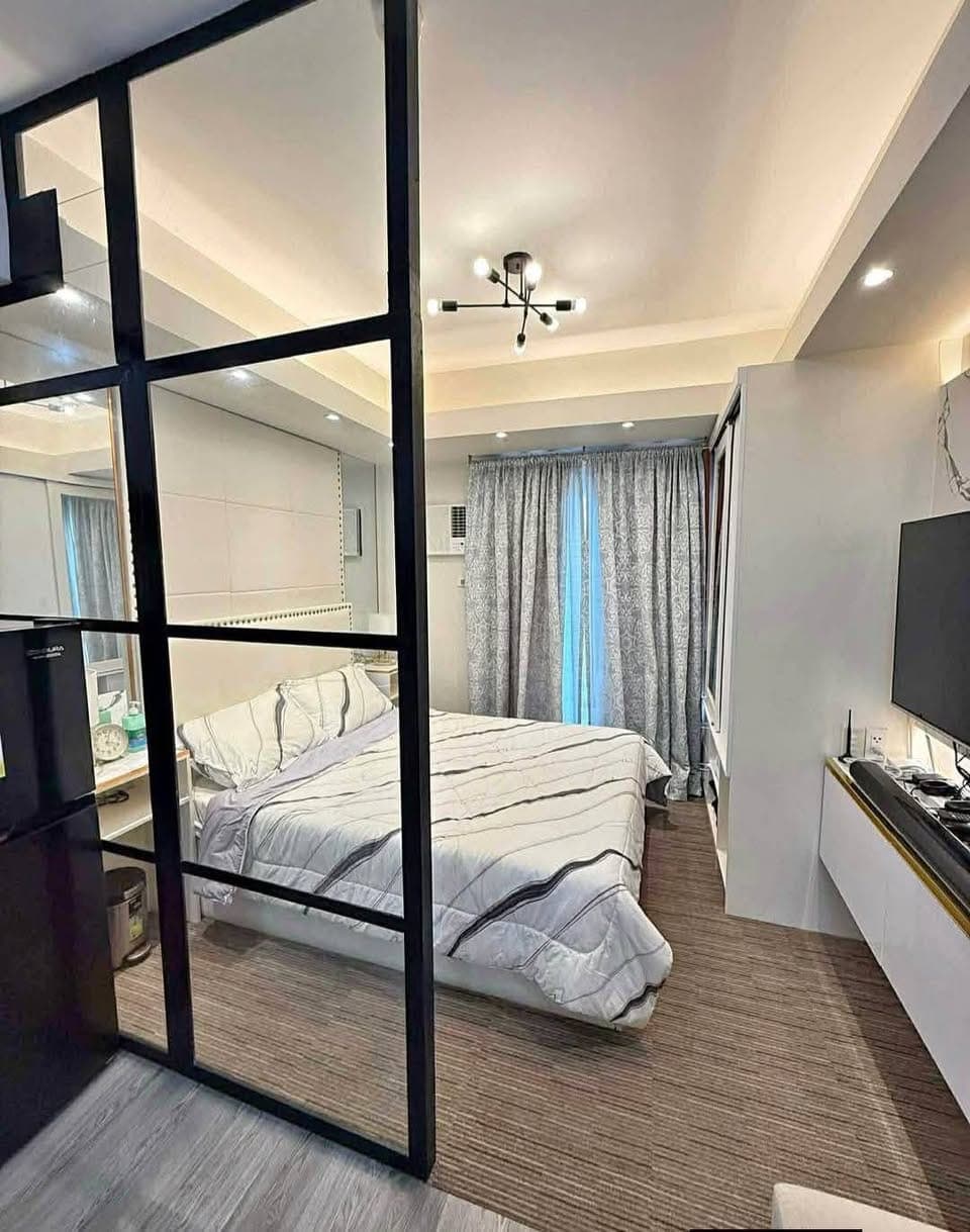 FOR LEASE - - photo 4