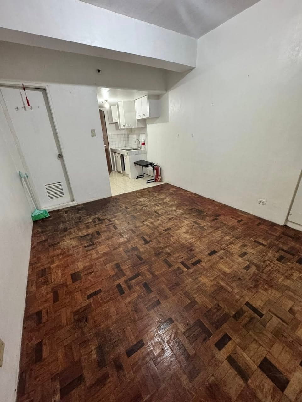 ✨ BARE STUDIO FOR RENT – MAKATI ✨ - photo 3