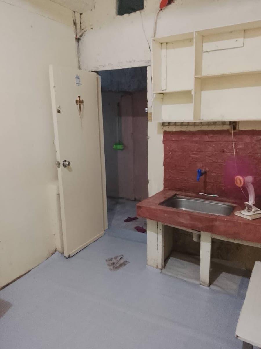 ROOM FOR RENT - photo 1