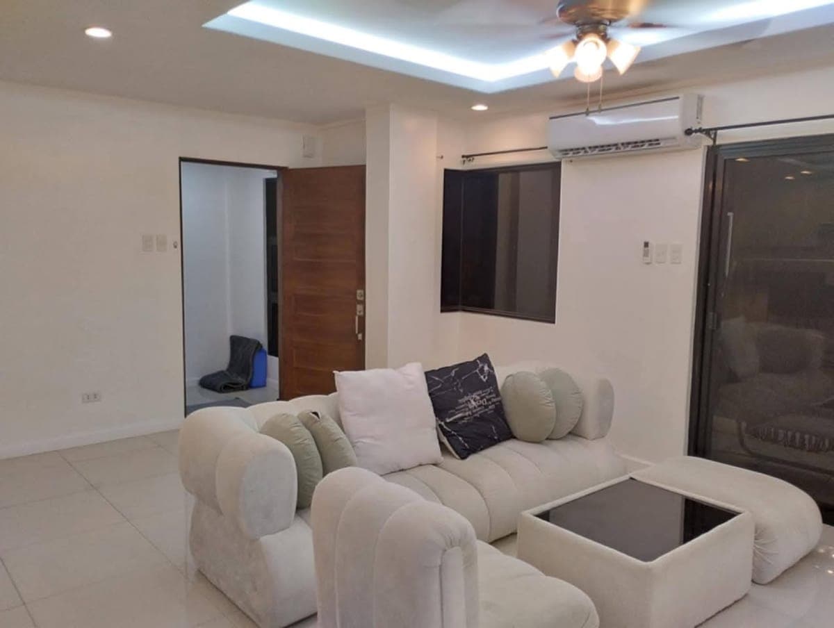 🏡FOR RENT : Townhawz @ BFRV LPC - photo 5