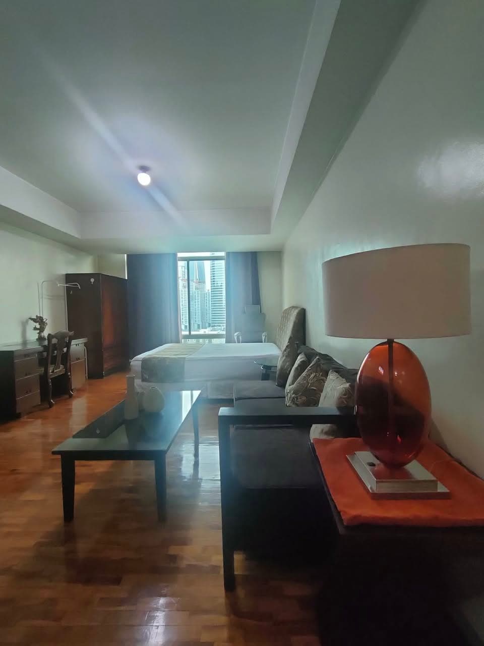 FOR RENT - Oriental Gardens Chino Roces Ave. Makati City - photo 1